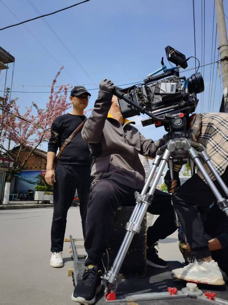 梨树区广告片拍摄：快消品牌爆款之选，网感内容适配社媒传播！